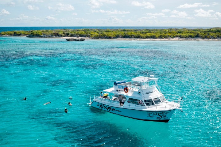 a small boat in a body of water