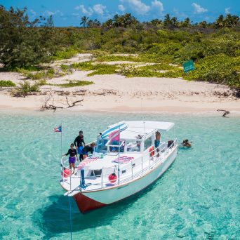 a small boat in a body of water